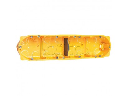 4 vietų dėžutė į gipsą Legrand 080054 (40mm)