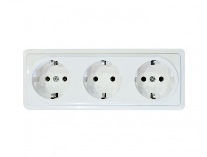 Trivietis virštinkinis kištukinis lizdas su įžeminimu Vilma SL+250 RP16-031 SL+ V (white)